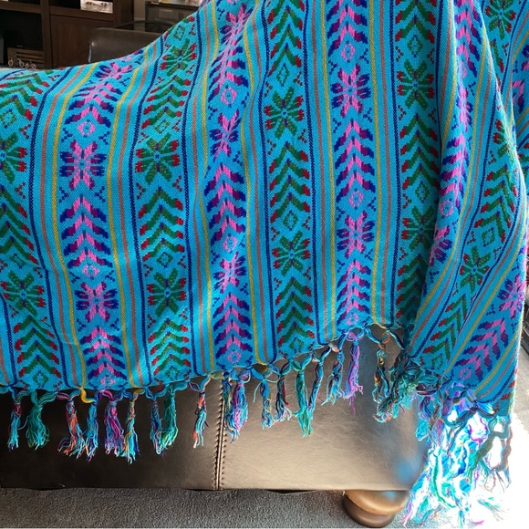 Mexican Artesanía  Colorful Striped Throw Blanket - Picture 5 of 13